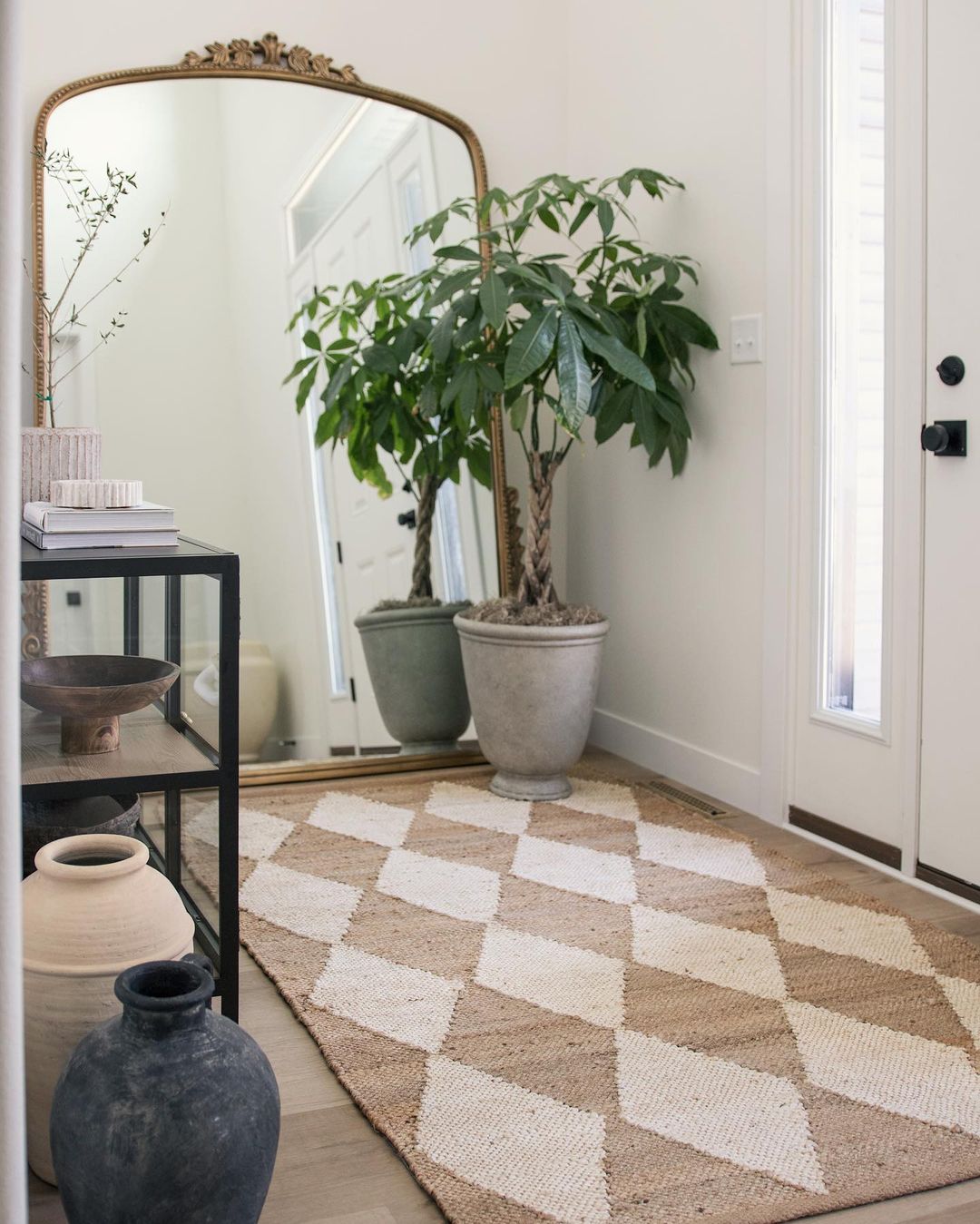 Neutral Diamond-Patterned Rug