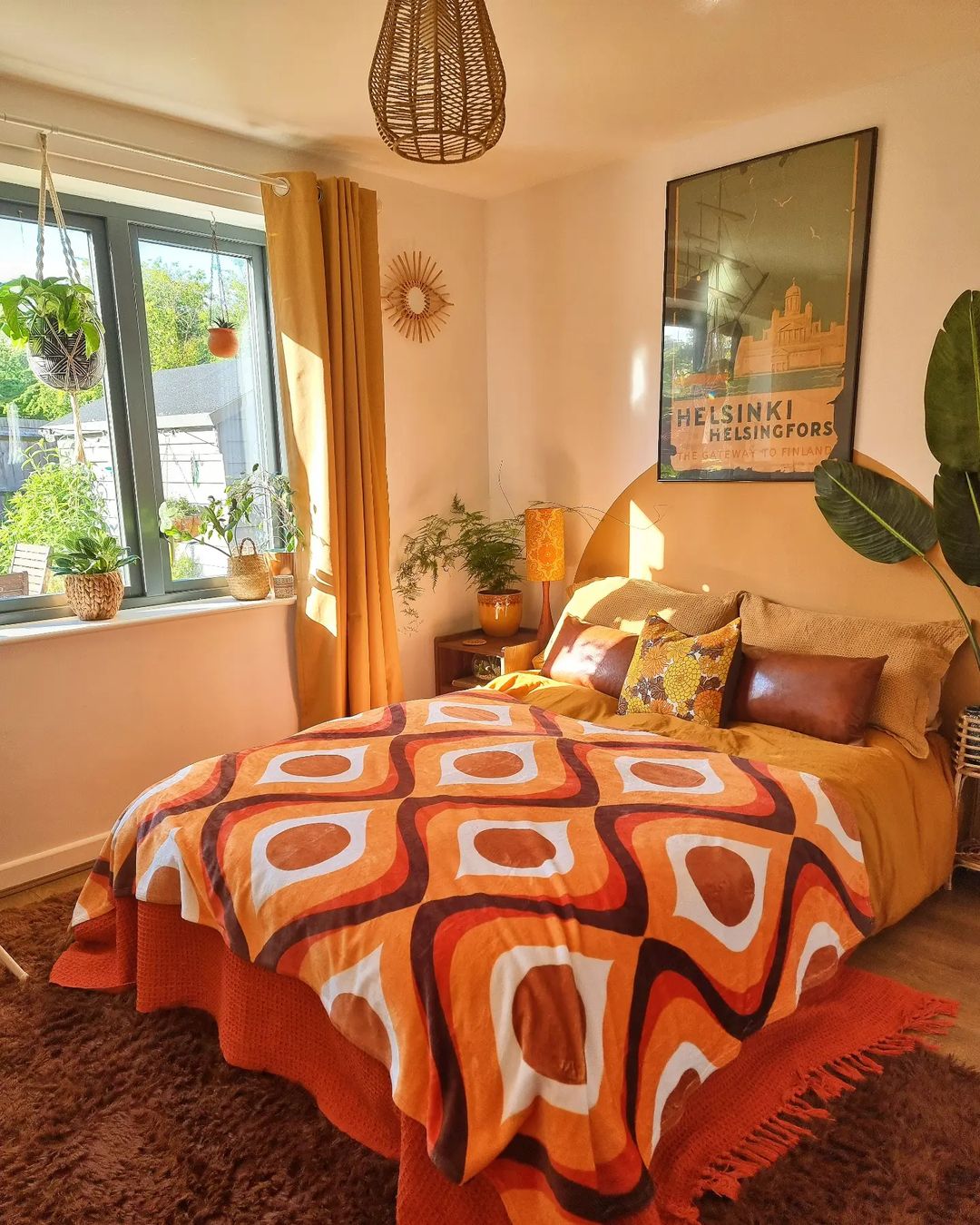 Retro Patterns And Cozy Orange Bedroom Color