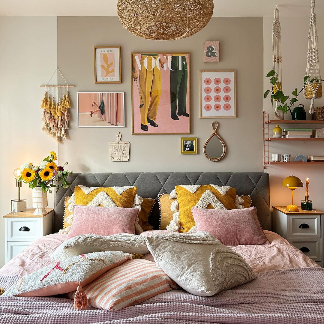 Cozy Layers With Boho-Chic Art