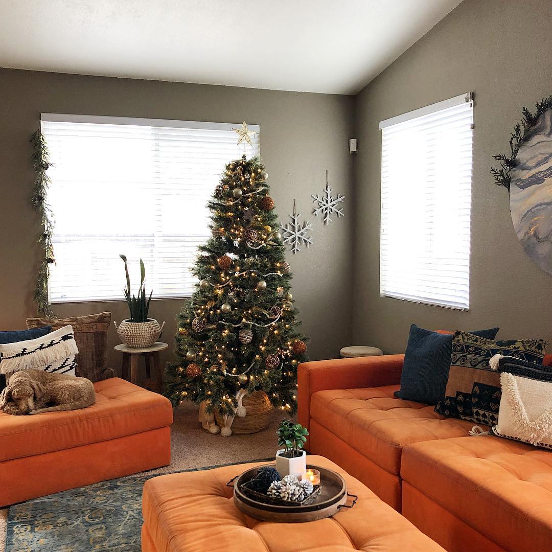 Festive Warmth With A Bold Sectional