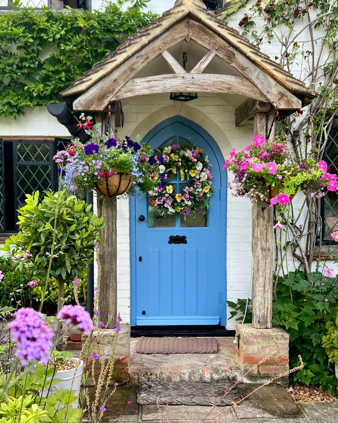 The Best Colors For Your Front Door? An Ultimate Guide