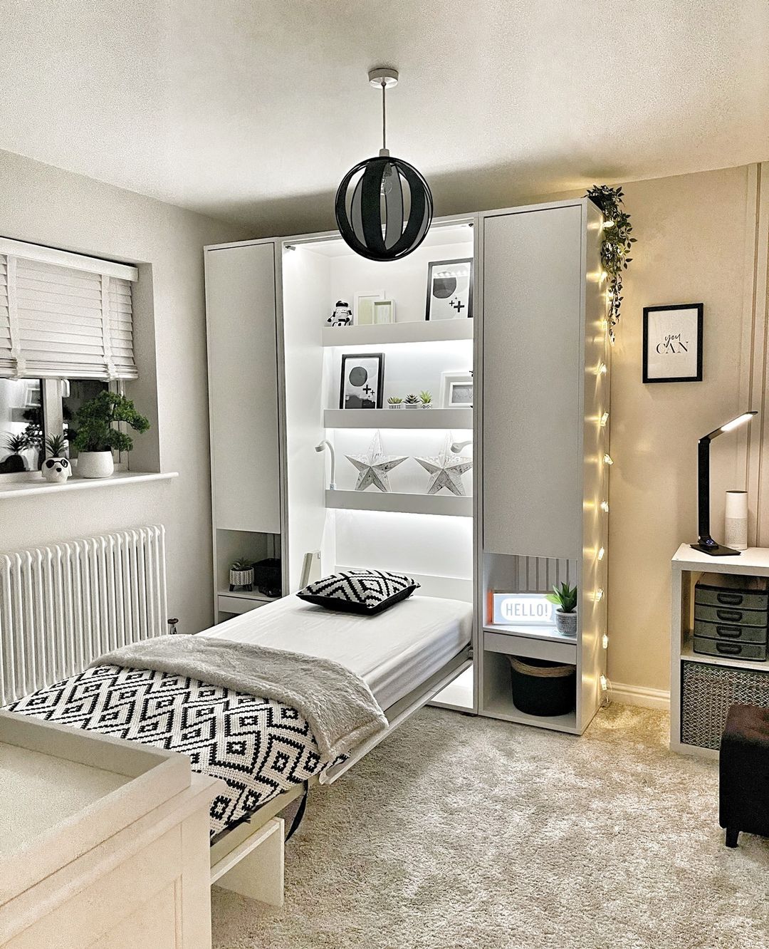 What Is A Murphy Bed? And How To Style It?