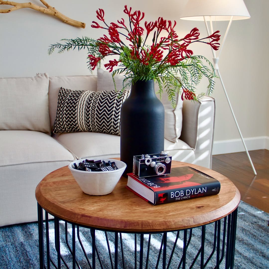 How To Style A Coffee Table? Here’s An Ultimate Guide