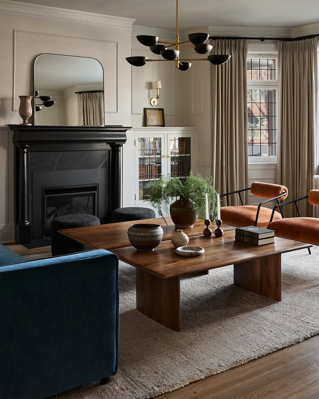 How To Style A Coffee Table? Here’s An Ultimate Guide