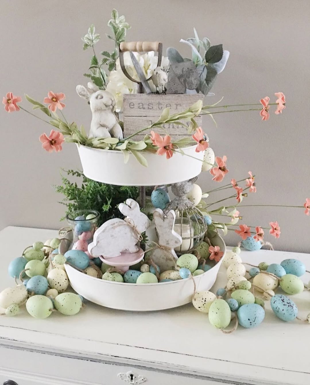  Rustic Easter With Garden Accents