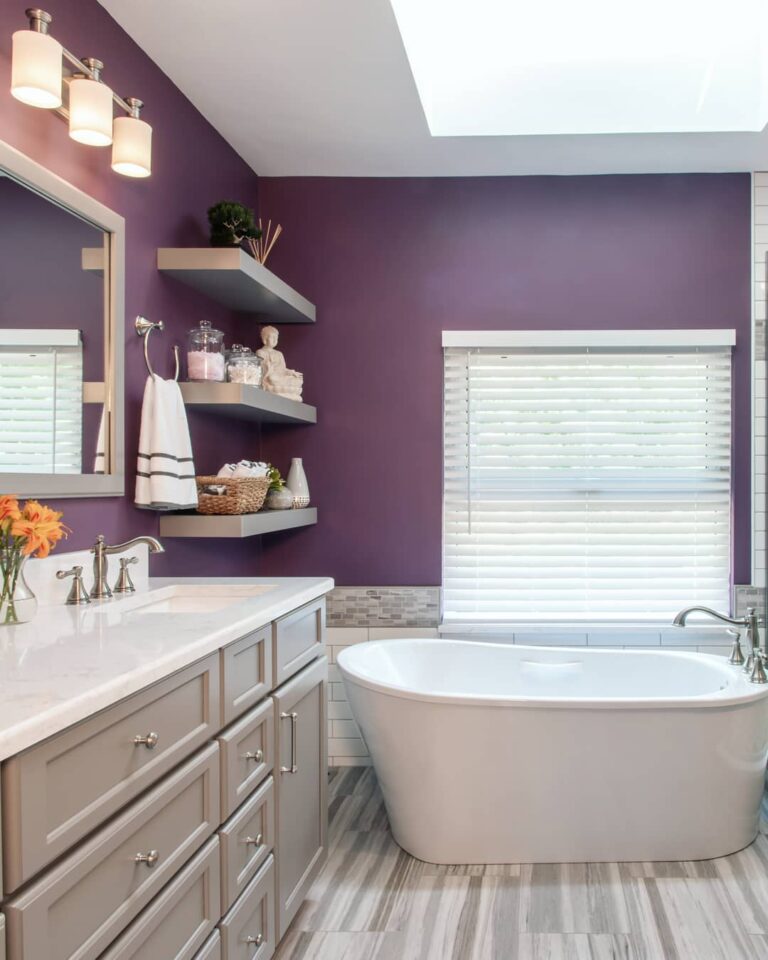 15 Bold And Modern Purple Bathroom Ideas You Should See
