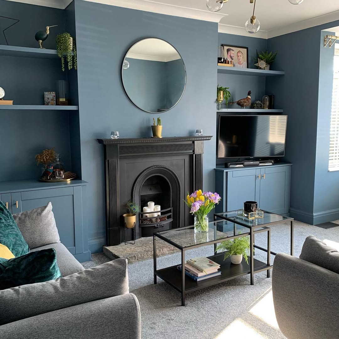 Bold Contrast In Blue And Grey