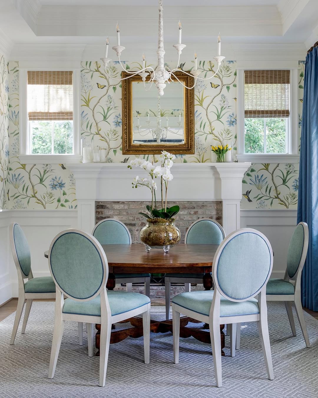 Botanical Wallpaper For A Fresh And Elegant Dining Room