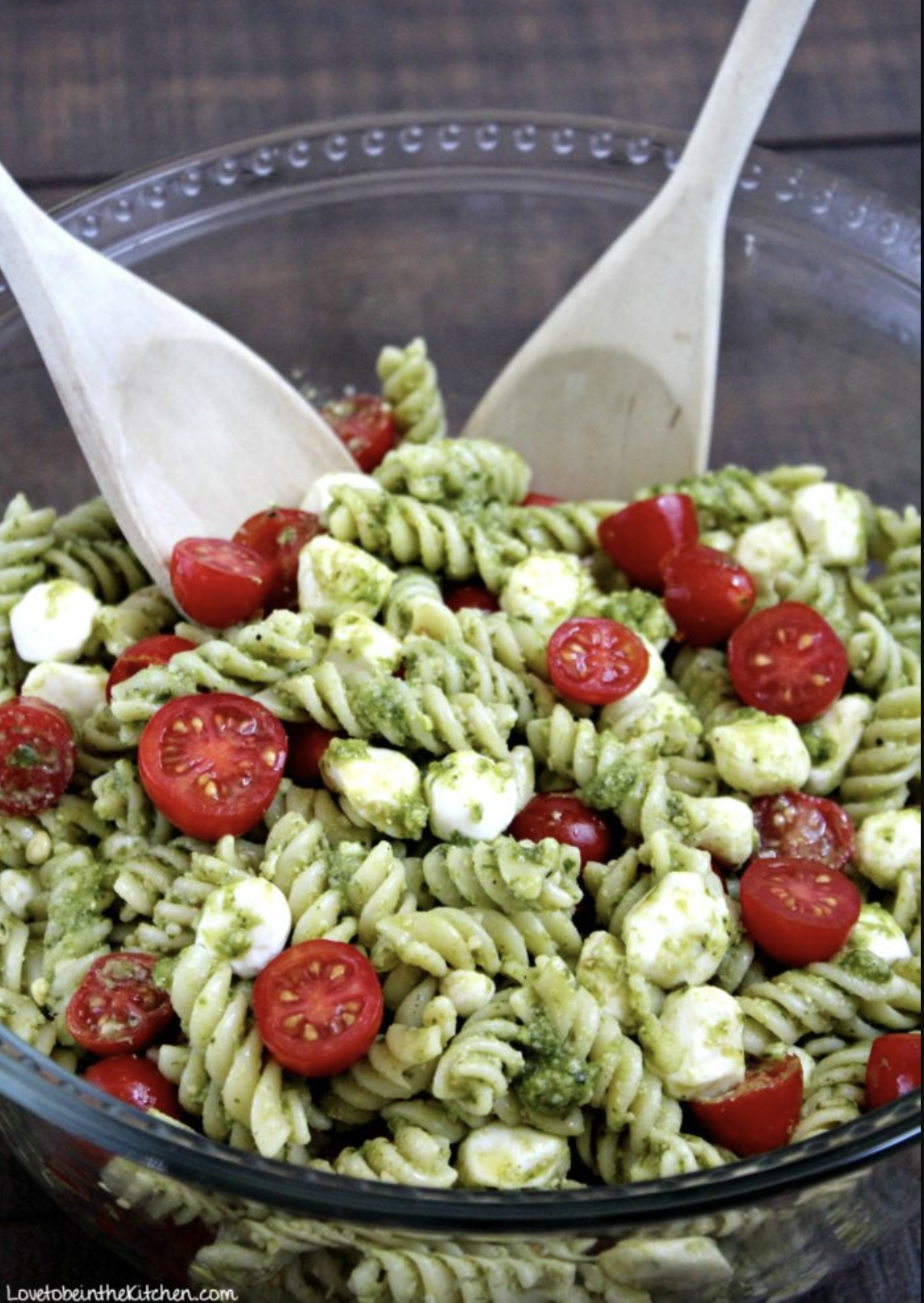 Perfectly Cooked Rotini Pesto Salad