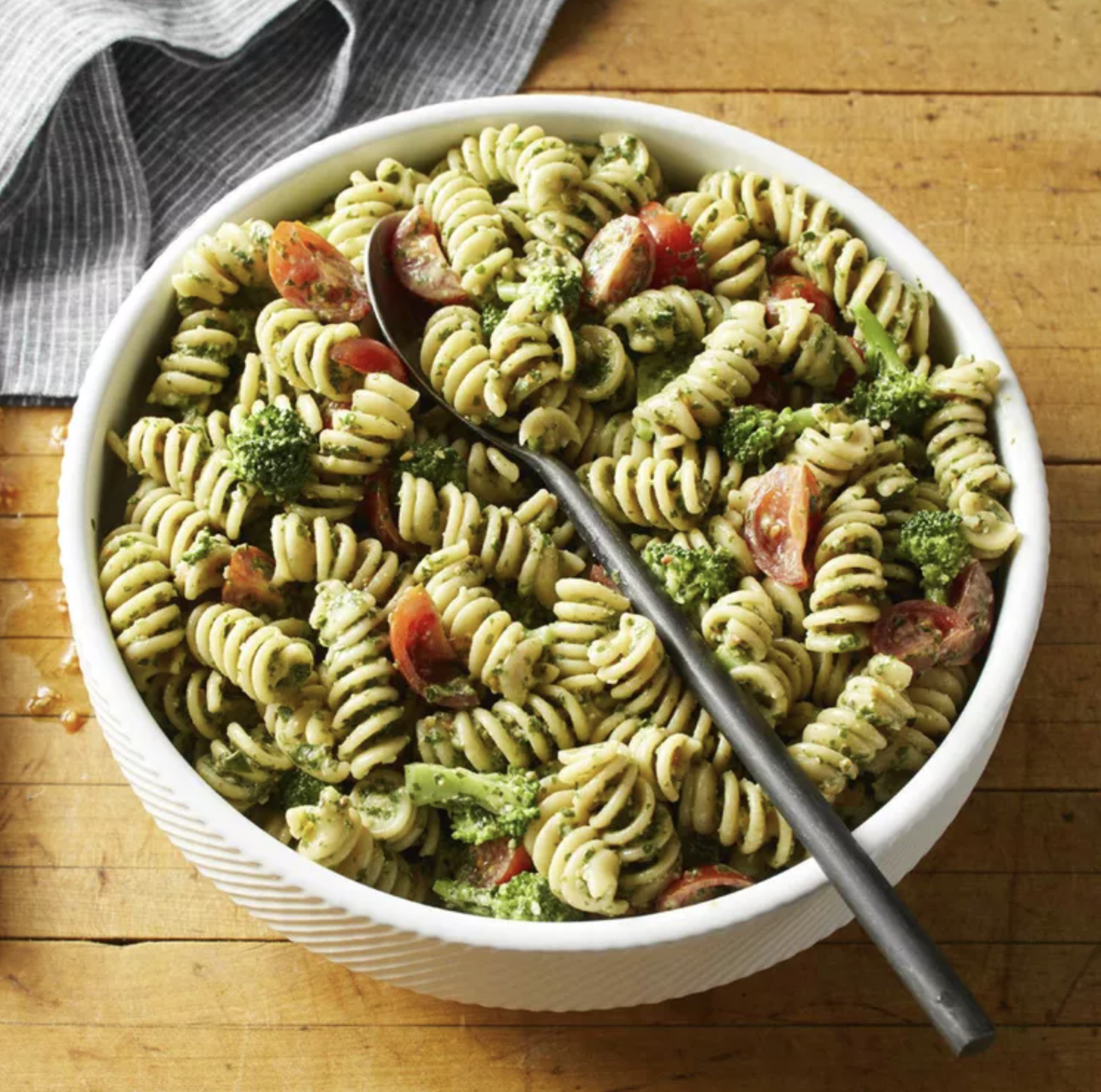 Whole-Wheat Fusilli Salad with Broccoli