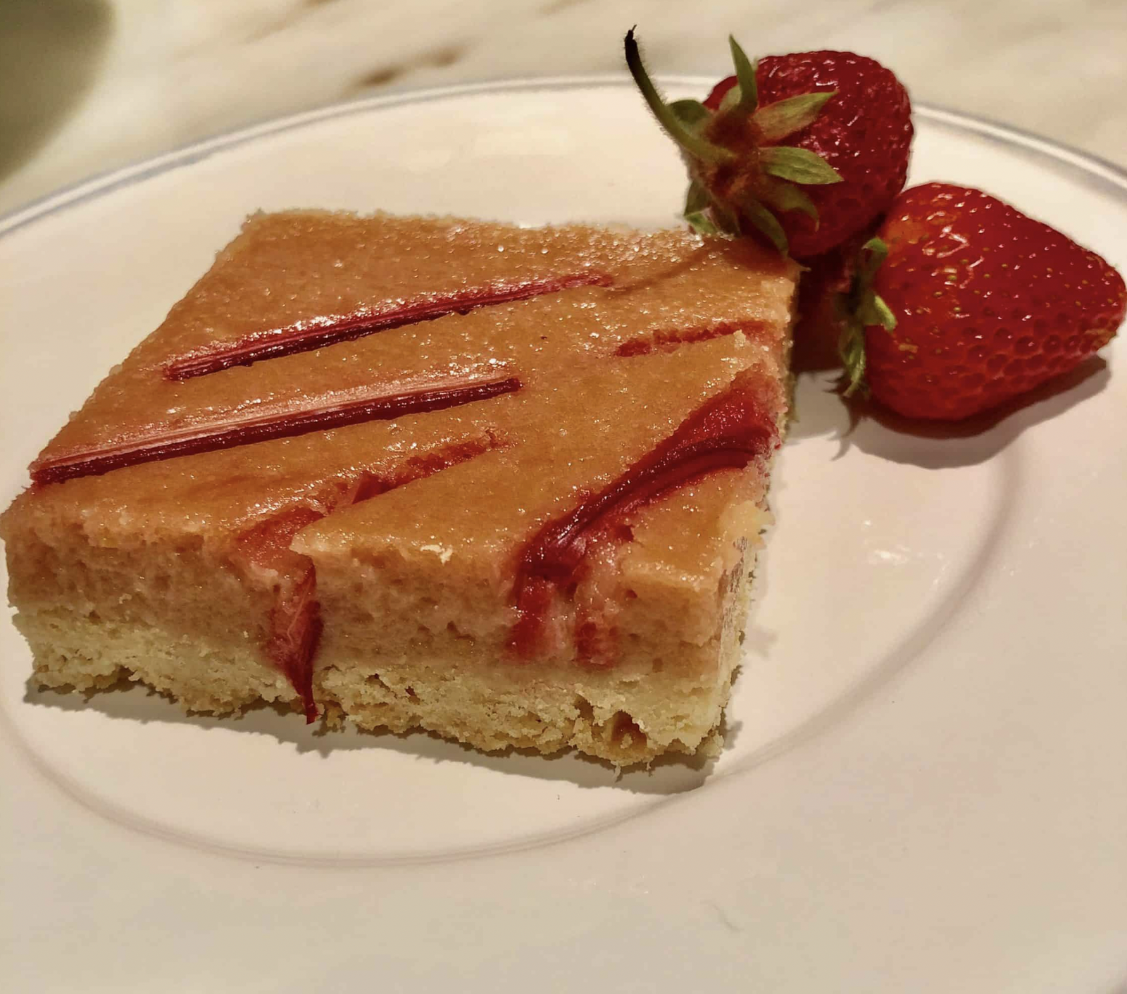 Strawberry And Rhubarb Bar