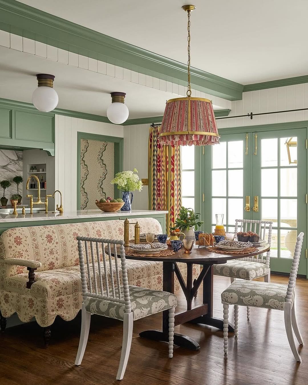 What Is A Traditional Design? Your Complete Guide To Create One!