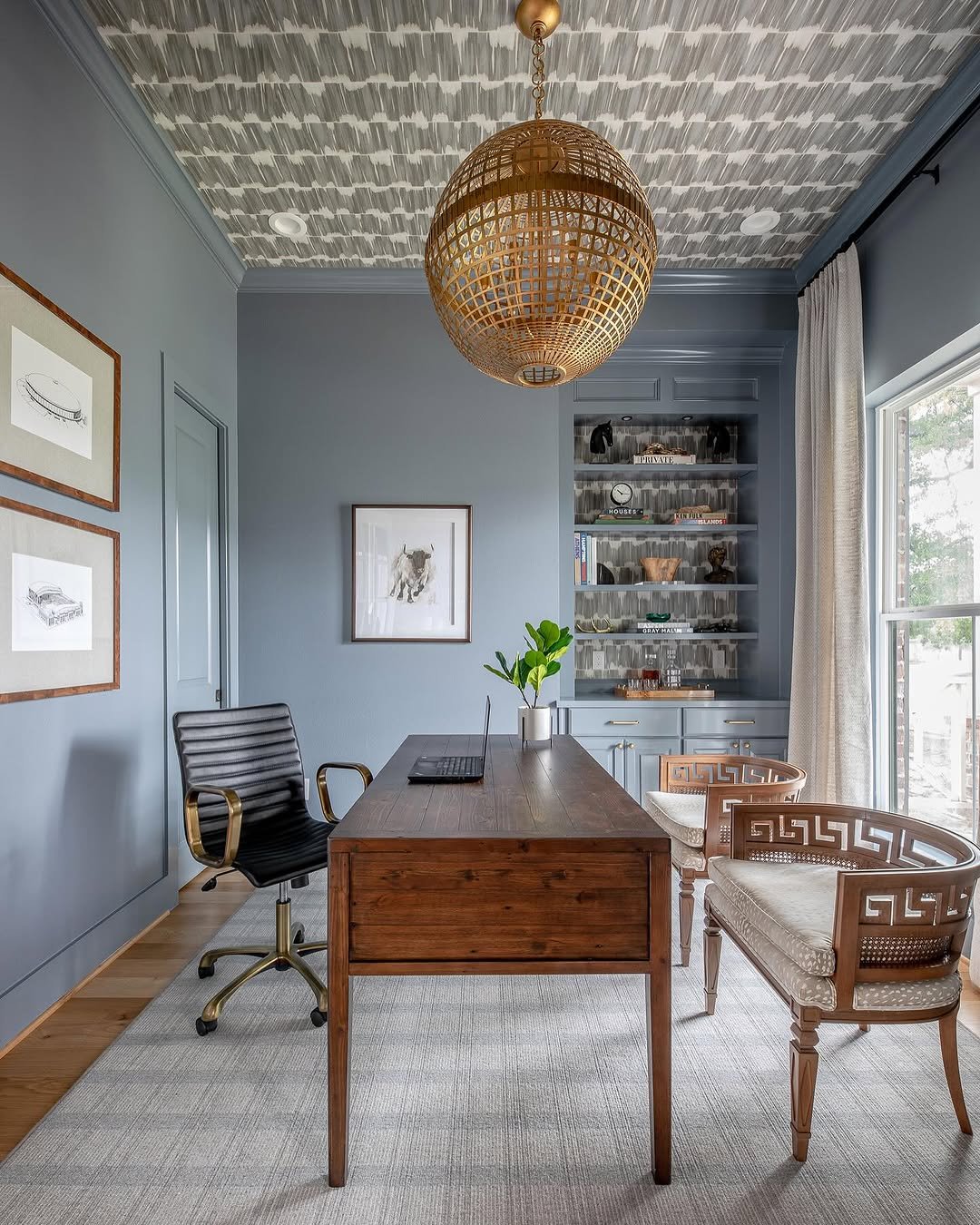 6 Feng Shui Elements Or Colors to Enhance Focus and Creativity in a Home Office