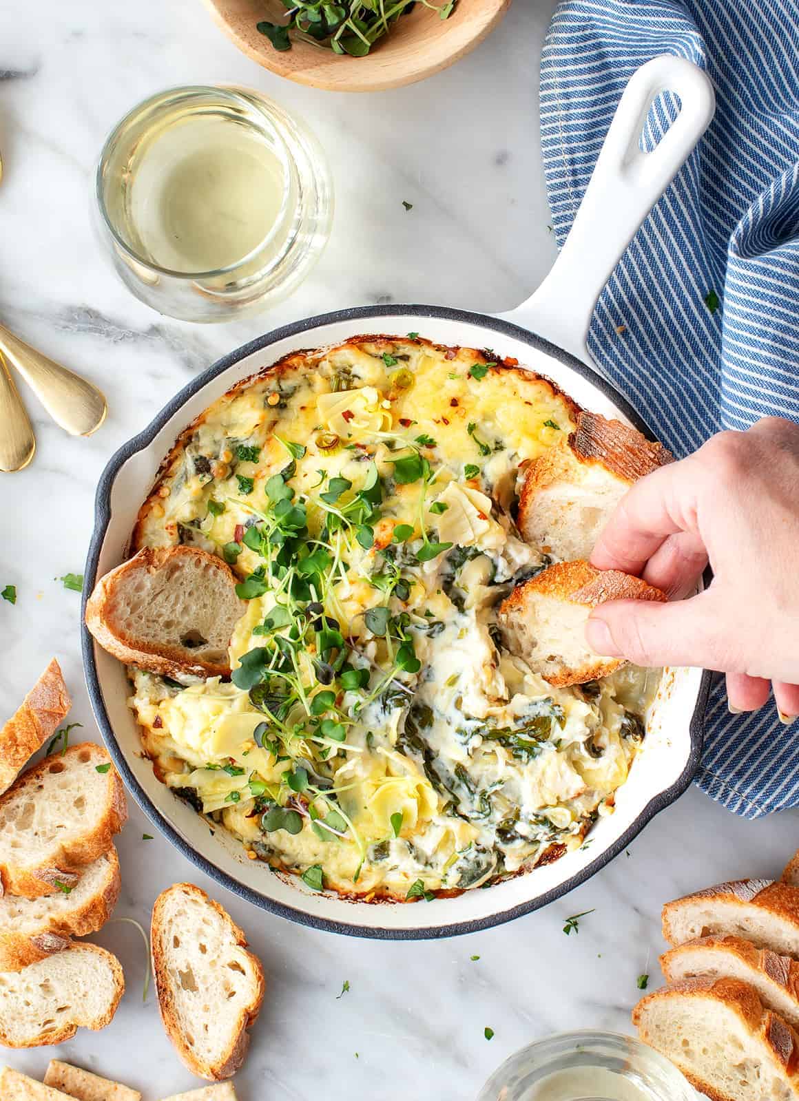 Creamy Spinach Artichoke Dip Delight