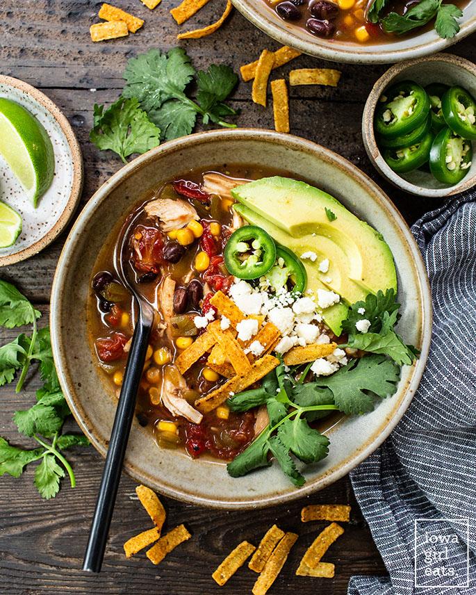 Slow Cooker Chicken Tortilla Soup