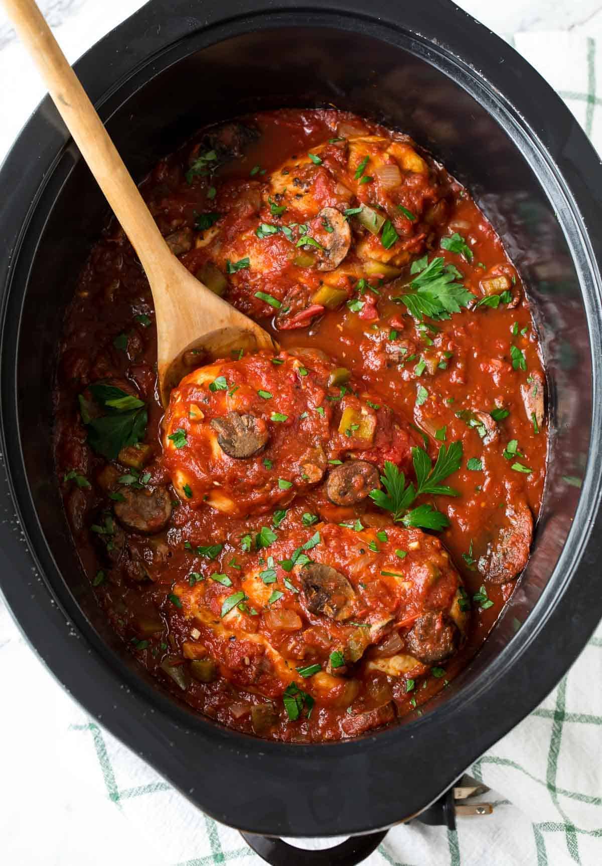Flavorful Chicken Cacciatore Delight