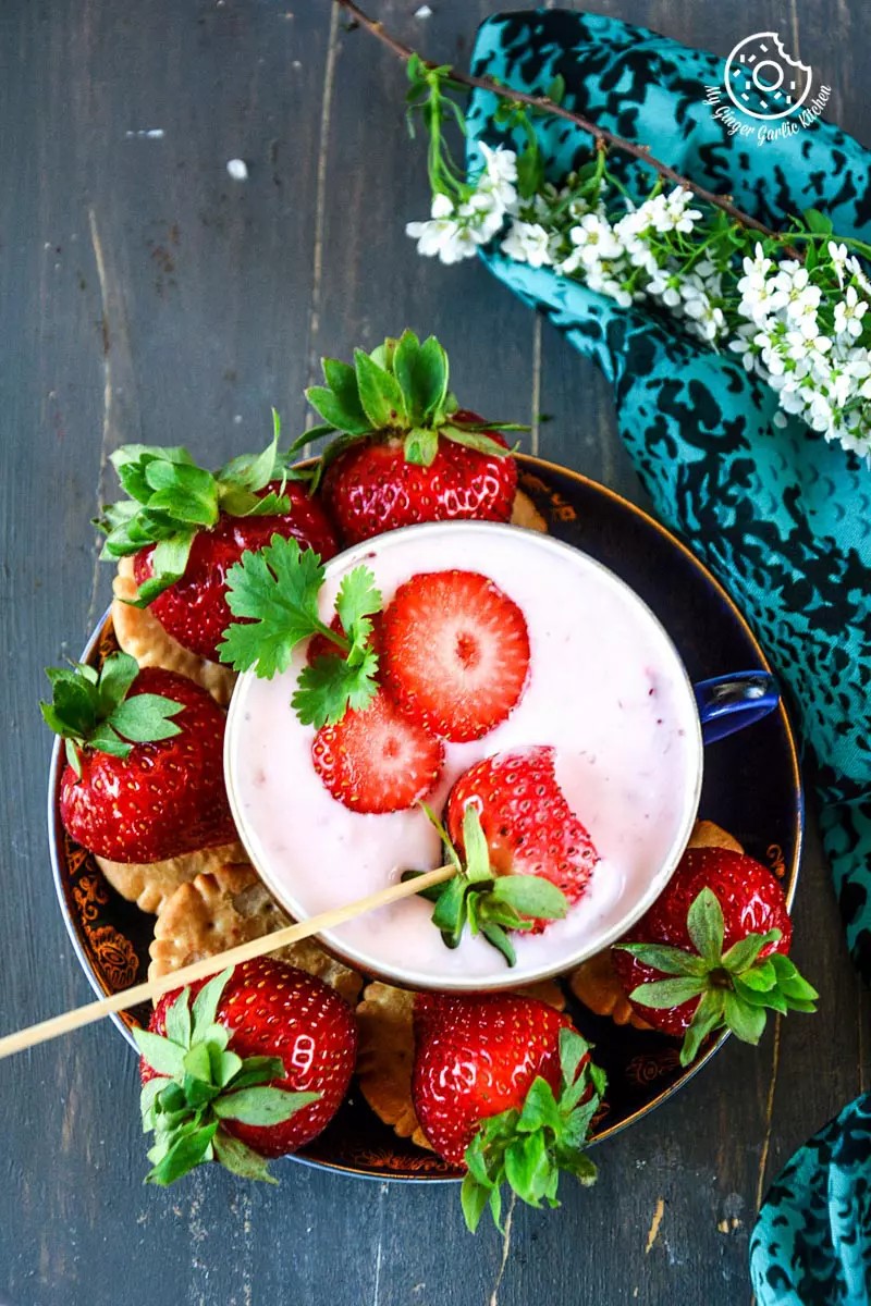 A Berry-Licious Strawberry Cheesecake Treat