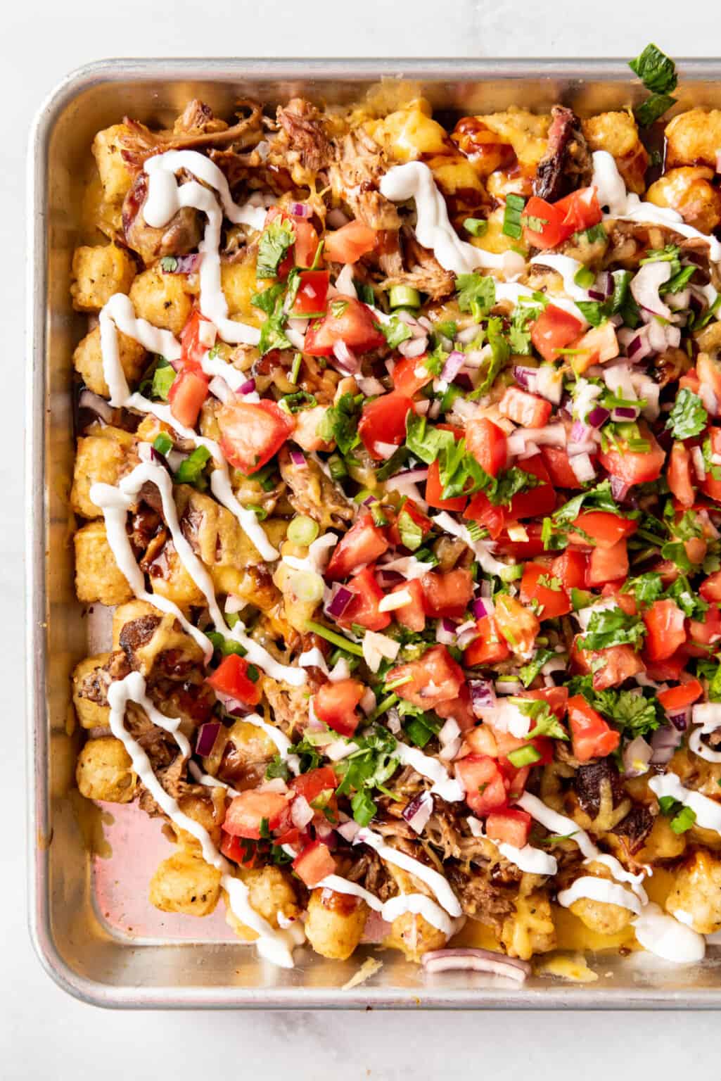 BBQ Pulled Pork Totchos (Loaded Tater Tot Nachos)