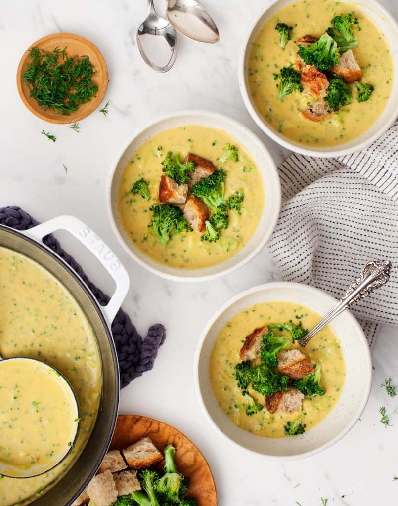 Creamy and Comforting: Vegan Broccoli Soup