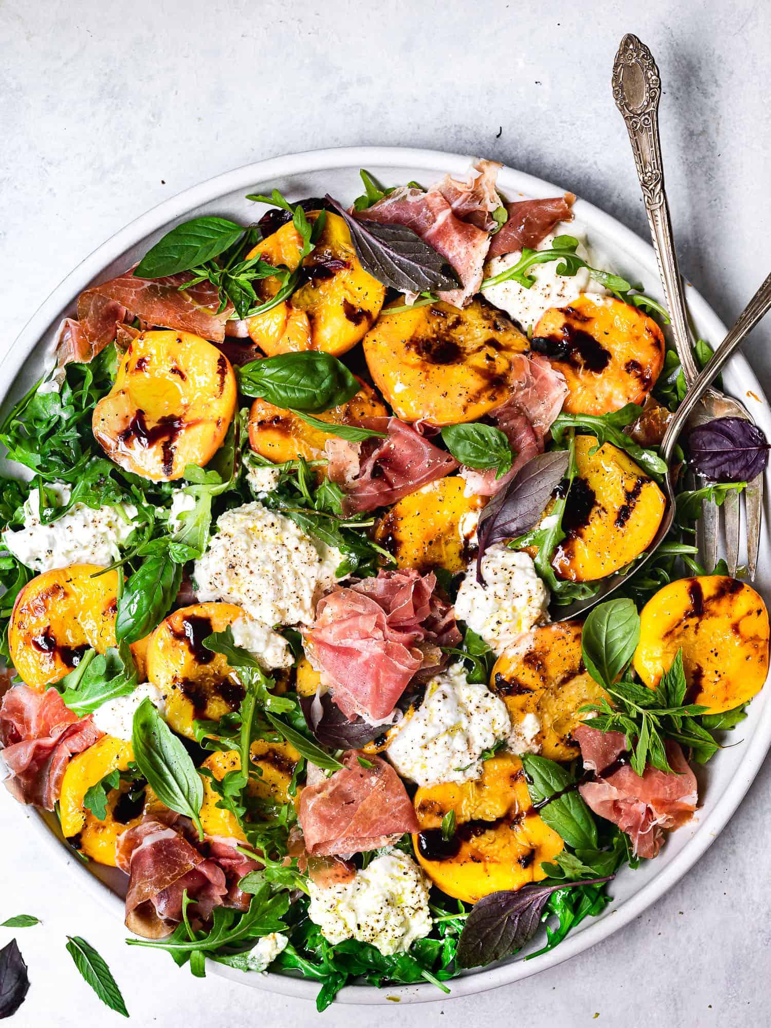 Grilled Peach and Burrata Salad with Prosciutto and Balsamic Glaze