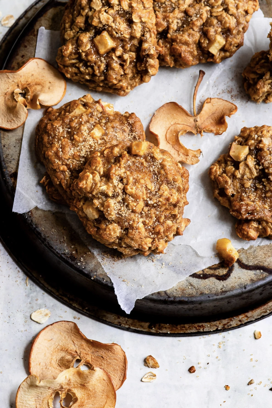 Apple Crisp Cookies: A Crunchy Fall Delight